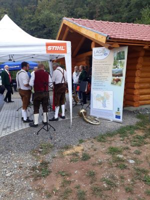 Einweihung Schutzhütte Gräfendorf (7).jpg